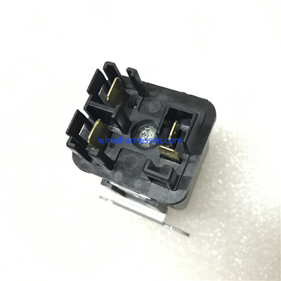 8942580140 Sigorta Röle Kutusu 24V 4HK1 Motor Ön Isıtma Rölesi