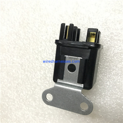 8942580140 Sigorta Röle Kutusu 24V 4HK1 Motor Ön Isıtma Rölesi